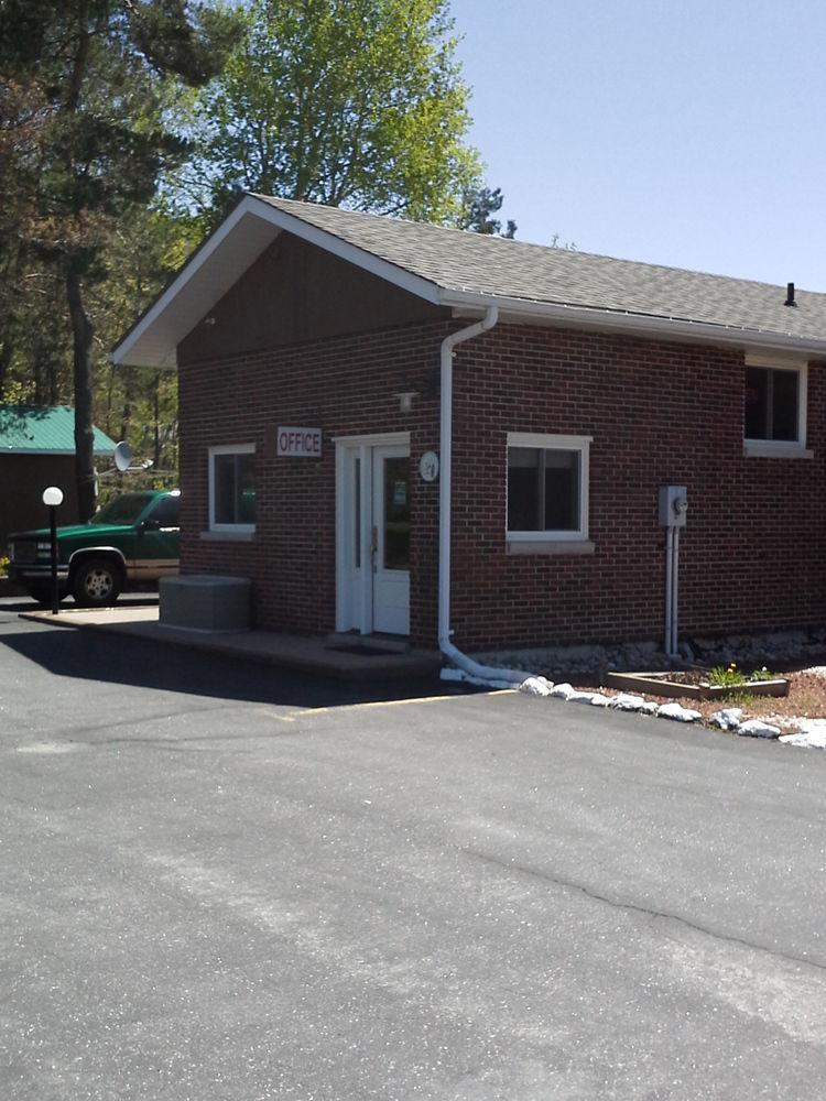 Wellington Inn Bracebridge Εξωτερικό φωτογραφία